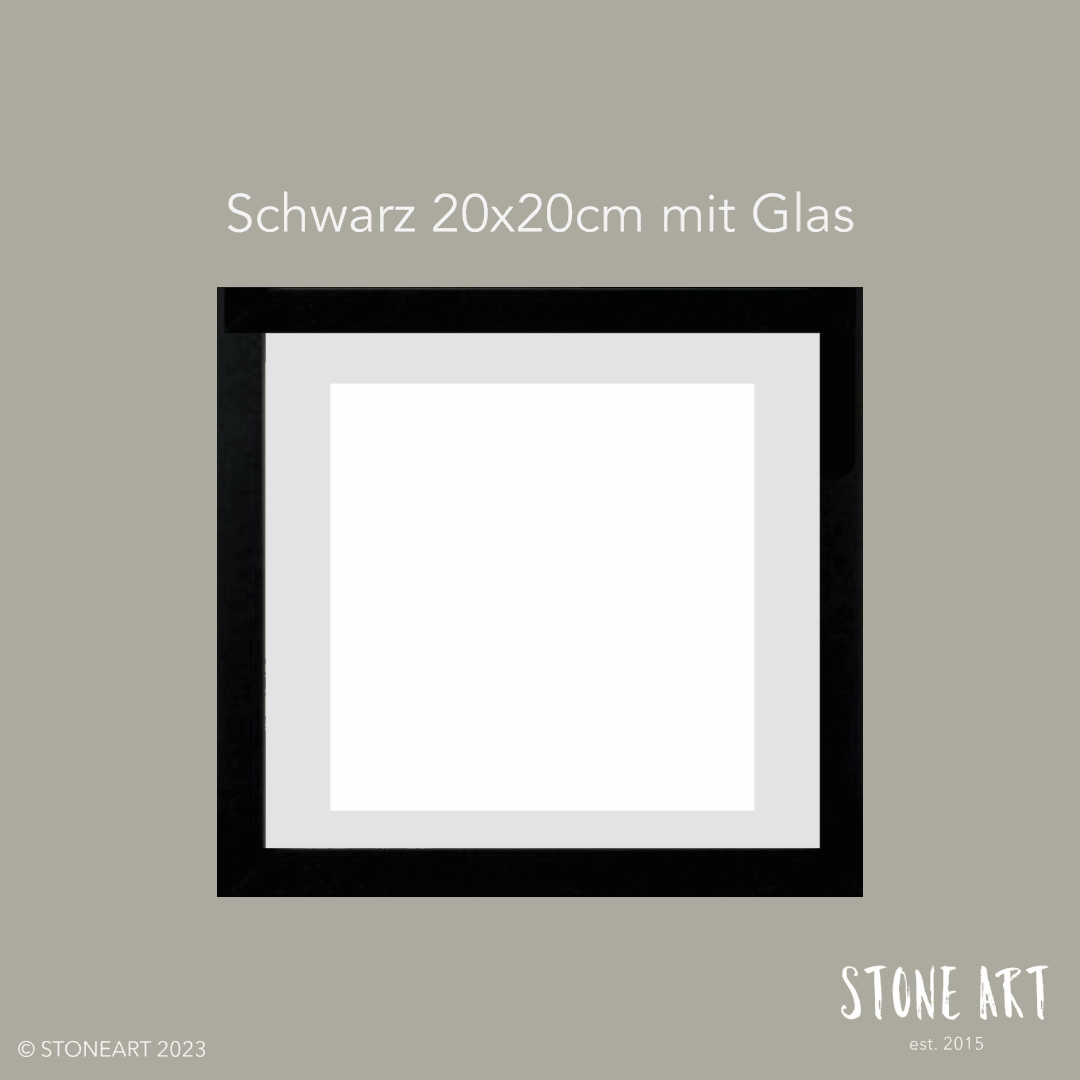 Schwarzer Bilderrahmen mit den Maßen 20x20cm und Glas, ideal für besondere Geschenkideen von Stoneart2015.