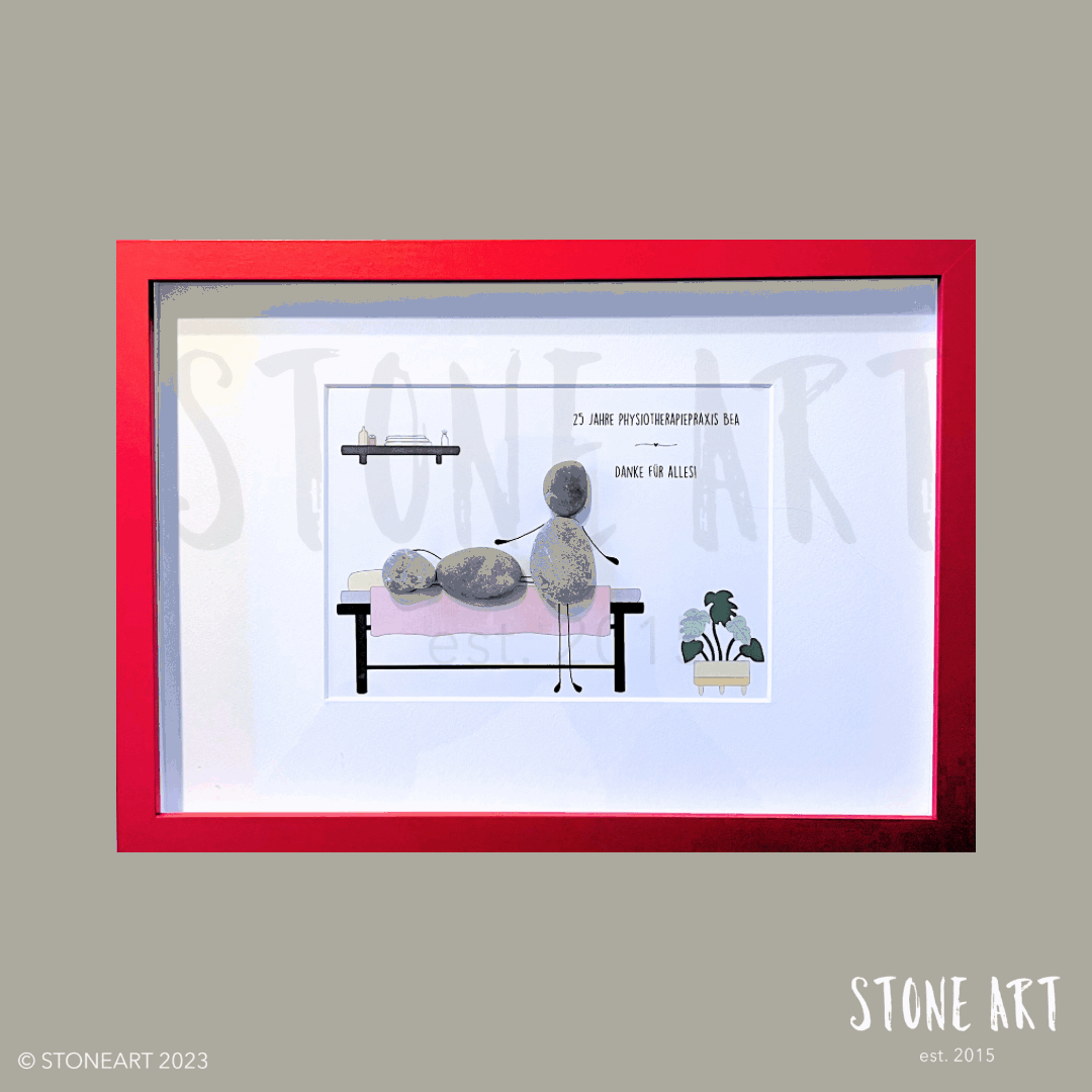 Ein handgefertigtes Kieselsteinbild von Stoneart2015, gerahmt und liebevoll gestaltet. Spruch "Physiotherapeutin". Es eignet sich ideal als Geschenk für besondere Anlässe
