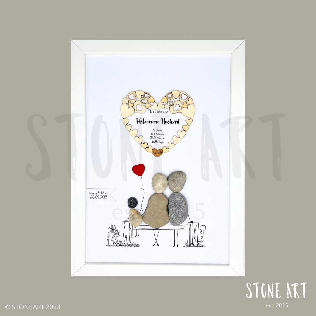 Steinbild hölzerne Hochzeit – Geschenk zum 5. oder 10. Hochzeitstag, Kieselsteine handgemacht