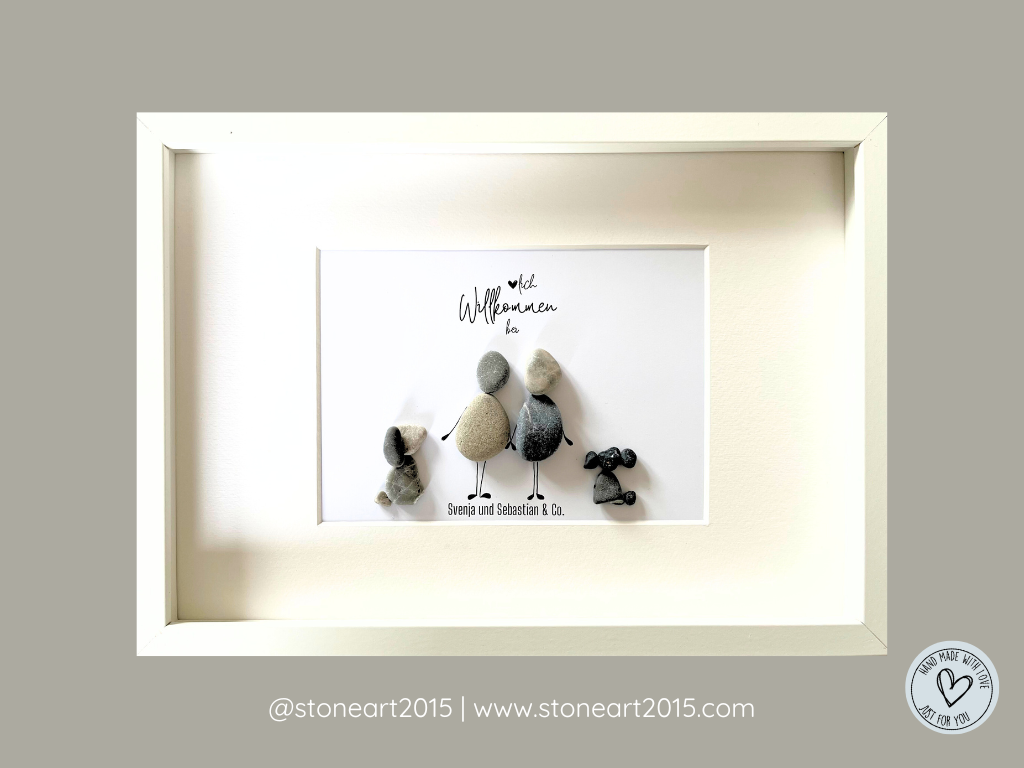 HOME21-Steinbild_Herzlich_willkommen_bei_Familie weisser_Rahmen