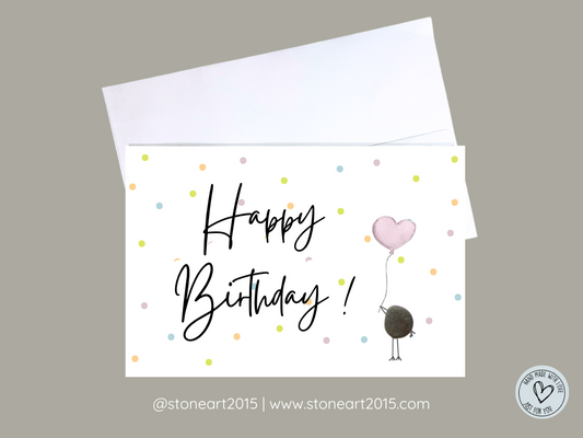 Handgemachte Geburtstagskarte mit Mini‑Steinbild, Konfetti-Look und Happy Birthday Schriftzug – mit Umschlag