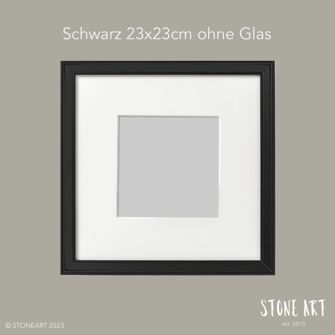Schwarzer Bilderrahmen mit den Maßen 23x23cm ohne Scheibe, ideal für besondere Geschenkideen von Stoneart2015.