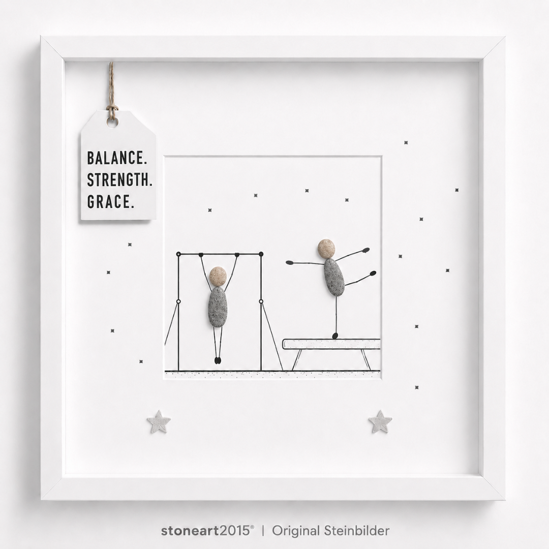 Handgefertigtes Steinbild Turnen aus Kieselsteinen, Turnerin in der Balance, mit Spruch Balance Strength Grace.