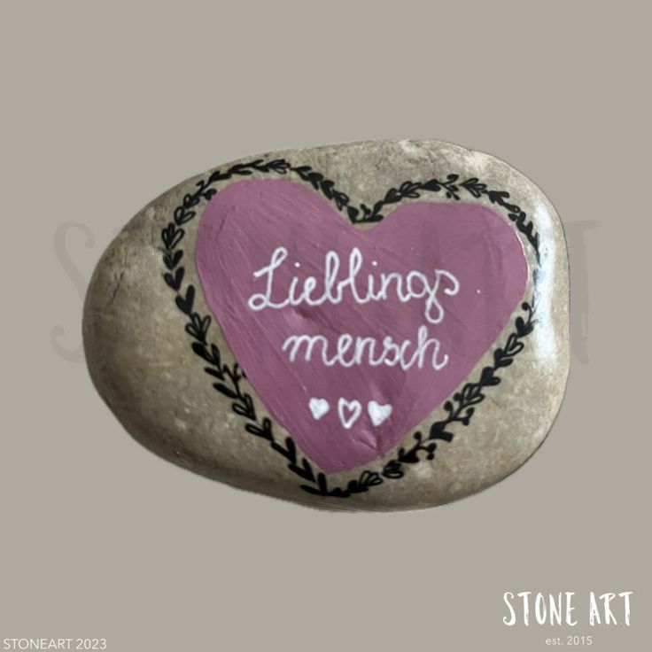 Handbemalter Naturstein mit Schriftzug Lieblingsmensch – Unikat Geschenk für besondere Menschen