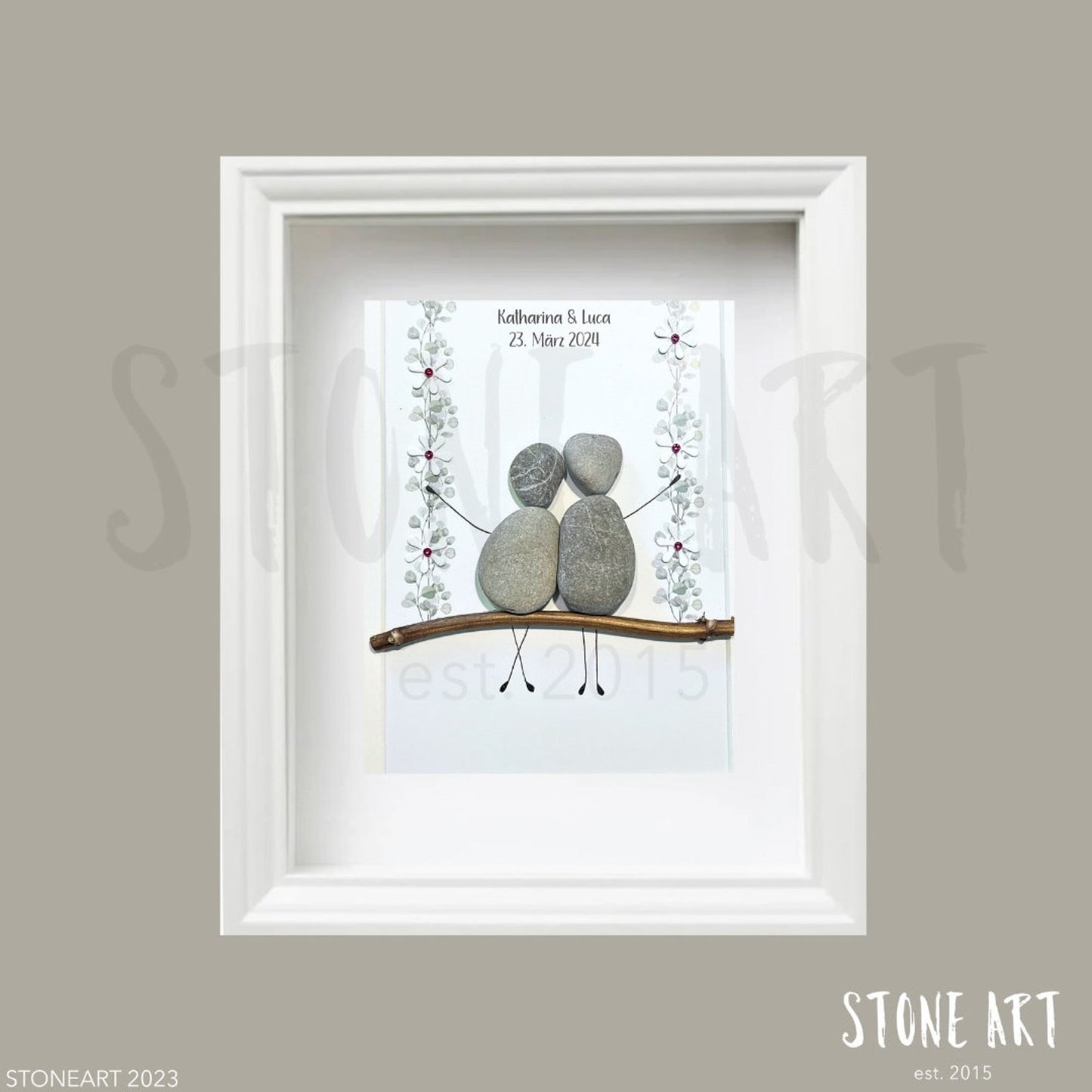 Steinbild Hochzeit – Pärchen auf der Schaukel