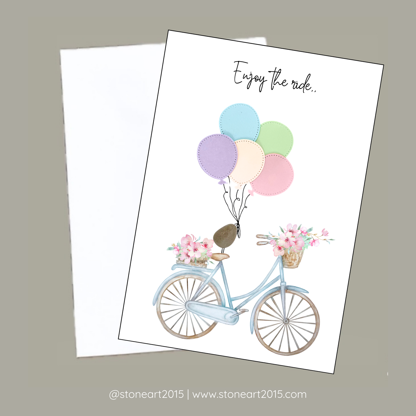 Handgemachte Karte mit Mini-Steinbild und Spruch ‚Enjoy the Ride‘ – Geschenkidee für Fahrradfahrer oder Geldgeschenk