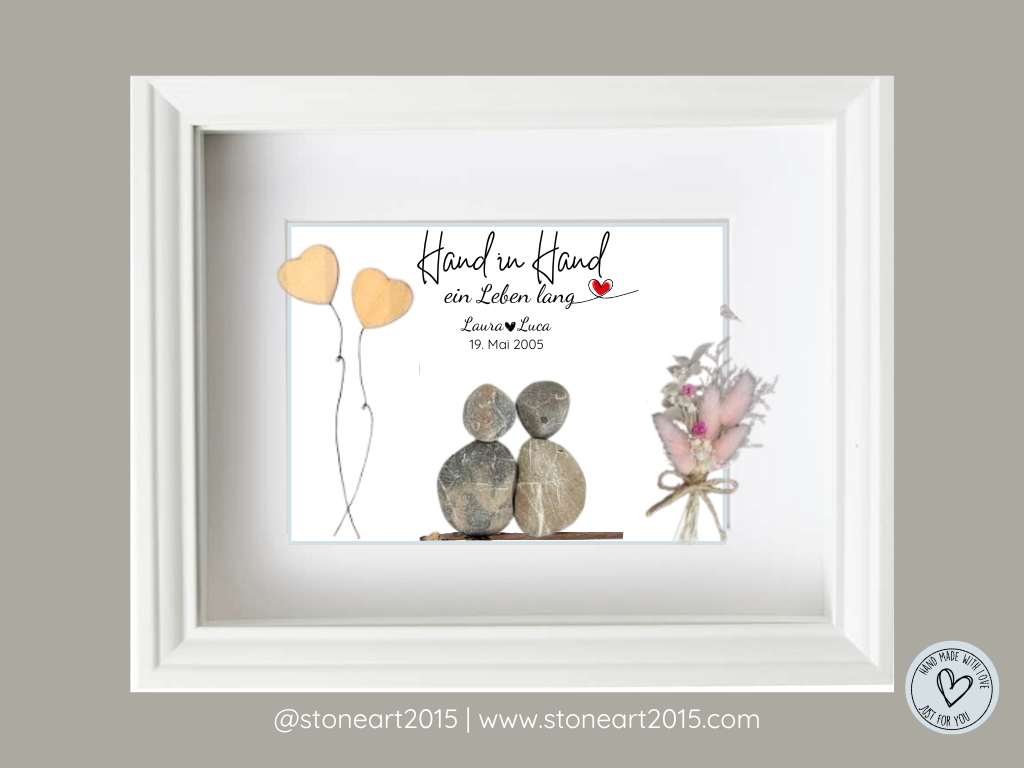 Handgemachtes Steinbild mit Paarmotiv – Hand in Hand – romantisches Geschenk zur Hochzeit oder zum Jahrestag