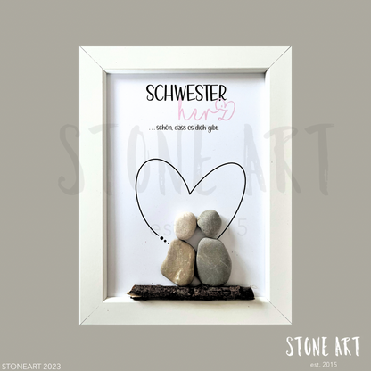 Steinbild Schwesterherz – handgemachtes Geschenk für Schwester, Kieselsteine auf Papier