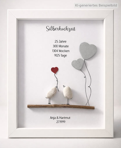 Steinbild zur Silberhochzeit mit Vogelpaar aus Kieselsteinen auf Treibholz