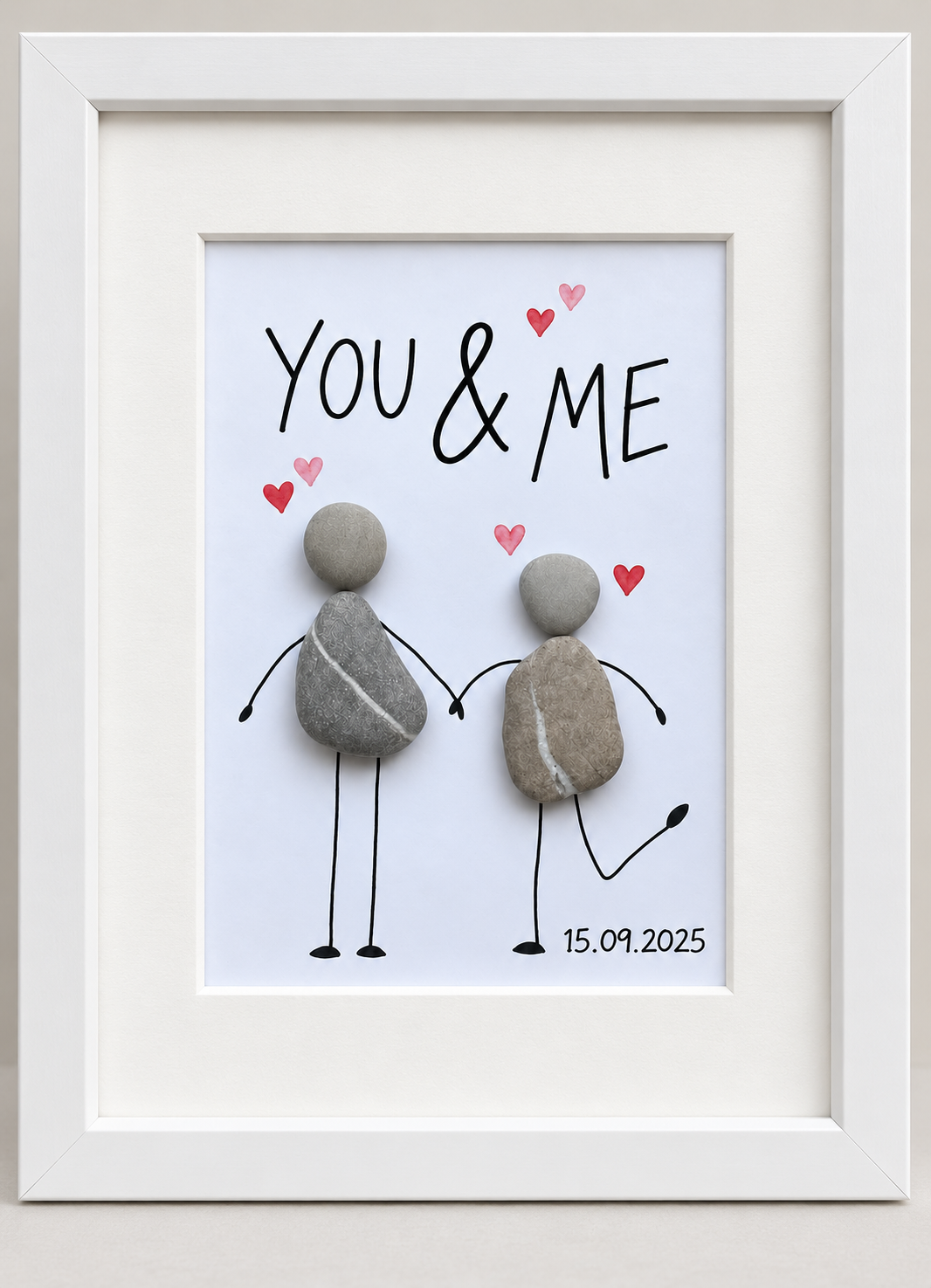 Kieselsteinbild You and Me mit persönlichem Datum – Hochzeitsgeschenk, handgemachtes Steinbild