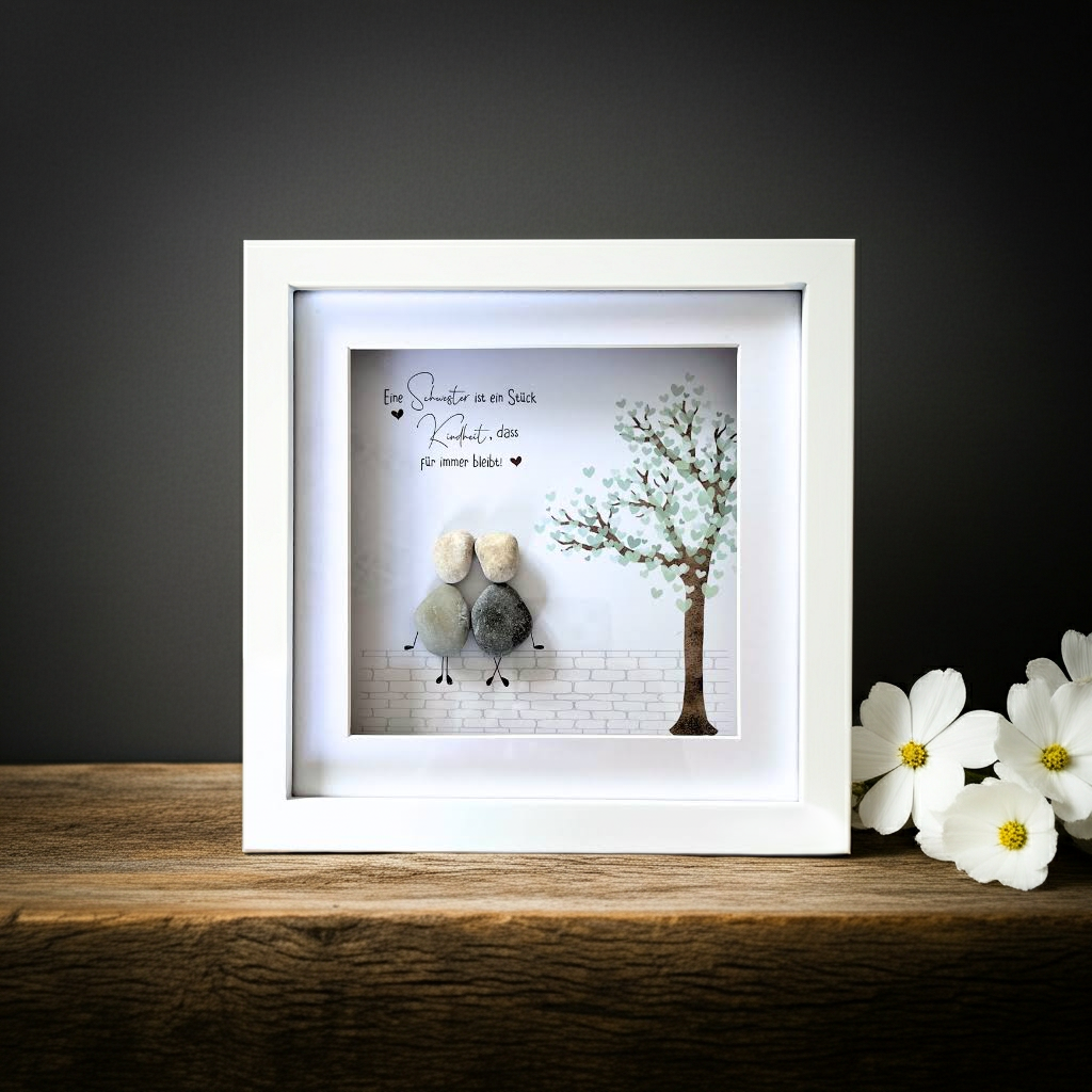 Stone picture - A sister is a piece of childhood that stays forever