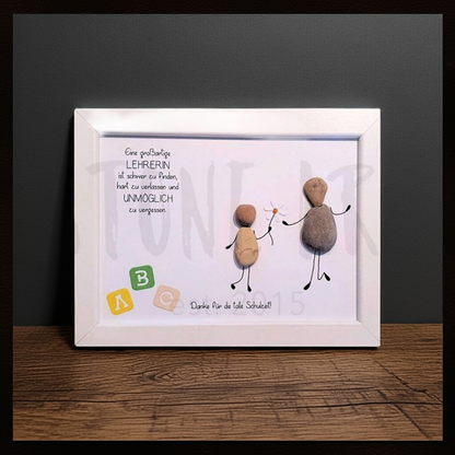 Handgemachtes Steinbild mit Spruch Eine großartige Lehrerin ist schwer zu finden – Geschenk zum Schulabschluss oder Dankeschön