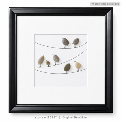 Kieselsteinbild Vögel auf Leine, On the Line – Wanddeko-Geschenk, handgemachtes Steinbild