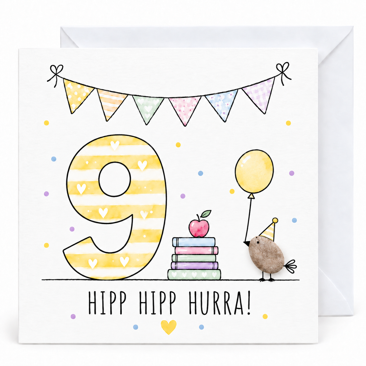 Handgemachte Klappkarte zum 9. Geburtstag mit Kieselstein-Vogel, Partyhut, Luftballon und Bücherstapel mit Apfel, gelbe Zahl 9, Spruch „Hipp hipp hurra!“ – Geburtstagskarte 10x10 cm mit Umschlag