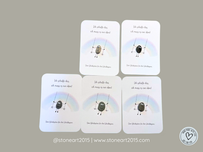 Handgemachte Karte zur Einschulung mit Mini‑Steinbild und Spruch „Ich schaffe das – ich muss es nur lernen“
