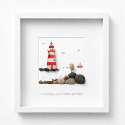 Kieselsteinbild Der Leuchtturm gibt Orientierung am Horizont – maritimes Geschenk, handgemachtes Steinbild