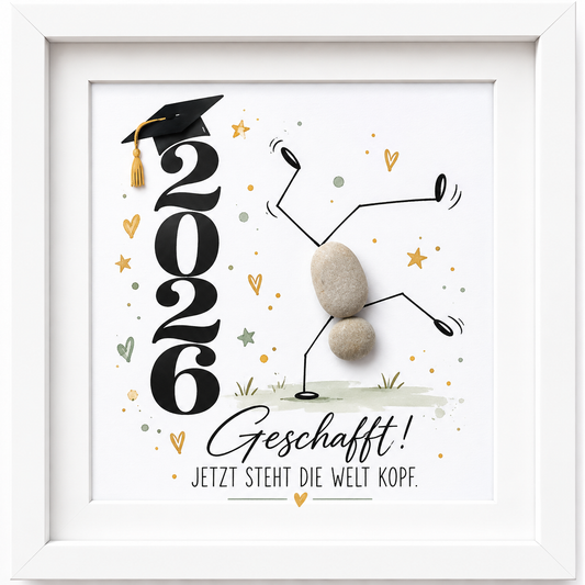 Kieselsteinbild Kieselstein-Figur im Handstand mit Doktorhut „Geschafft! Jetzt steht die Welt Kopf.“ – Geschenk zum Abschluss 2026, handgemachtes Steinbild